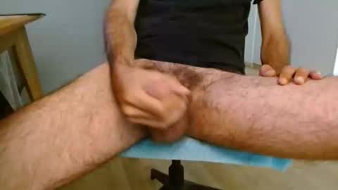 Snapshot of schnaebi13 chatting on 09.15.25 schnaebi13 online show from 09.15.25