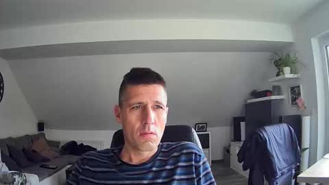 Dildomen online show from 11.12.25