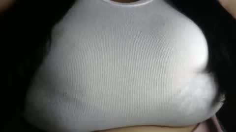 mai latina online show from 10.24.25