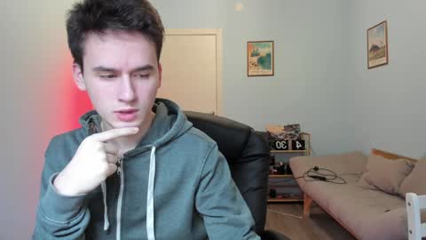 Snapshot of scooby_r chatting on 02.03.25 Thomas brunette and Alex blond online show from 02.03.25