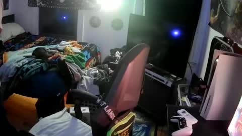 Snapshot of scoobysnaxxxxx chatting on 11.02.25 scoobysnaxxxxx online show from 11.02.25