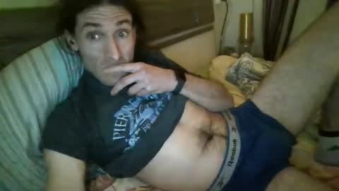 Snapshot of scorkjui chatting on 12.30.24 bossstjan online show from 12.30.24