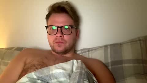 Snapshot of scottishboy6890 chatting on 02.11.25 scottishboy6890 online show from 02.11.25