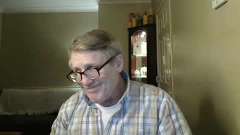 Snapshot of scottsman214 chatting on 02.27.25 James online show from 02.27.25