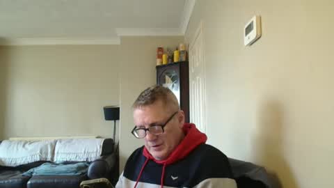 Snapshot of scottsman214 chatting on 03.04.25 James online show from 03.04.25