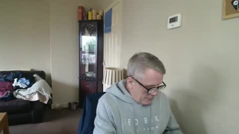 Snapshot of scottsman214 chatting on 10.18.25 James online show from 10.18.25