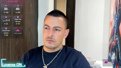 Snapshot of scotty_music chatting on 10.23.25 Ricardo online show from 10.23.25