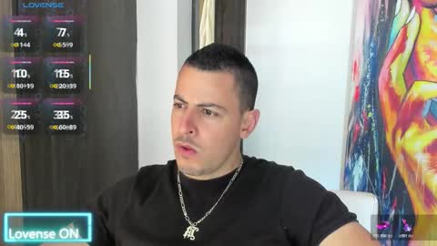 Snapshot of scotty_music chatting on 11.17.25 Ricardo online show from 11.17.25