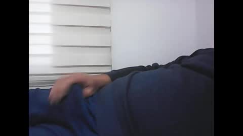 Snapshot of screw2 chatting on 12.14.25 Evren online show from 12.14.25