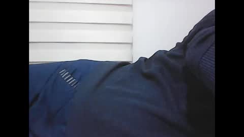 Snapshot of screw2 chatting on 12.18.25 Evren online show from 12.18.25