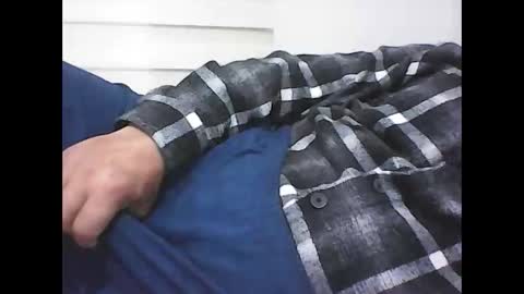 Snapshot of screw2 chatting on 02.08.26 Evren online show from 02.08.26