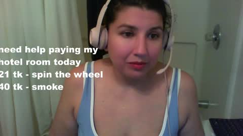 Danni online show from 10.22.25