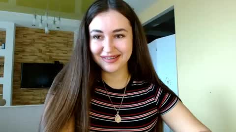 Elizabeth  online show from 04.14.26