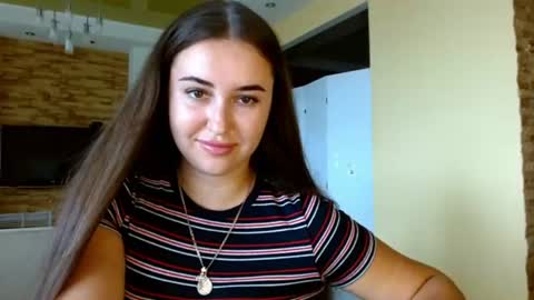 Elizabeth  online show from 07.08.26