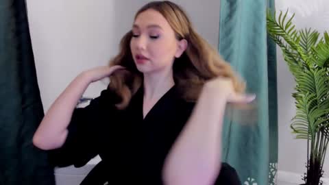 Kate online show from 12.05.24