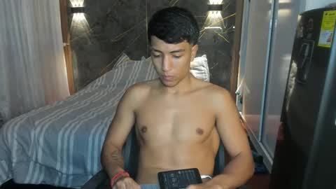 Snapshot of sean_scoth2 chatting on 09.11.25 Sean Scoth online show from 09.11.25