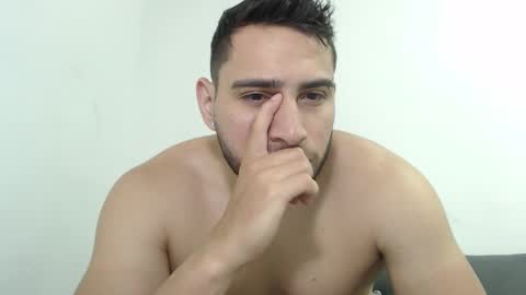 seank_noszka online show from 11.08.25