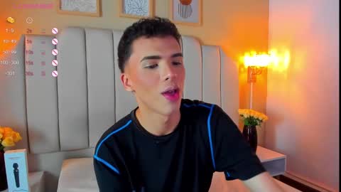 Snapshot of seantroyy chatting on 09.26.25 Sean online show from 09.26.25