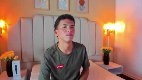 Snapshot of seantroyy chatting on 10.18.25 Sean online show from 10.18.25