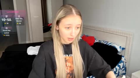 Kate online show from 03.30.26