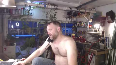 Seattlemanwhore online show from 11.12.25