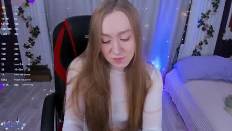 Snapshot of seavia chatting on 09.15.25 Sea online show from 09.15.25