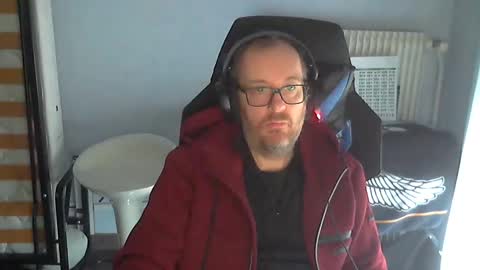 Snapshot of seba881975 chatting on 12.14.25 Sba Fr online show from 12.14.25