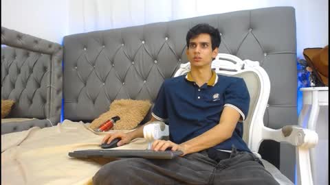 sebalexis7 online show from 10.04.25