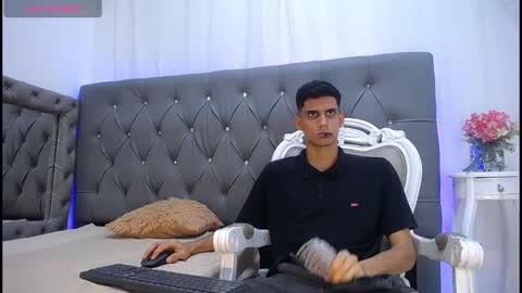 sebalexis7 online show from 10.29.25