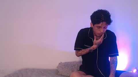  CAMILA Y SEBASTIAN online show from 09.29.25