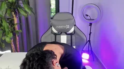 sebastian online show from 02.04.26