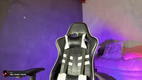 Sebastian online show from 03.12.25