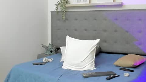 Snapshot of sebastamayo_ chatting on 02.12.26 SEBAS online show from 02.12.26