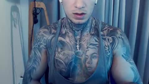 Snapshot of sebastian_muss chatting on 09.22.25 Sebastian online show from 09.22.25