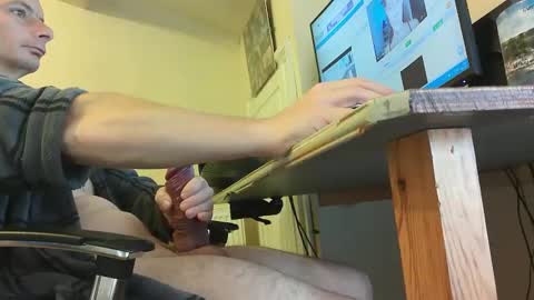 sebastianspalding450 online show from 11.19.25