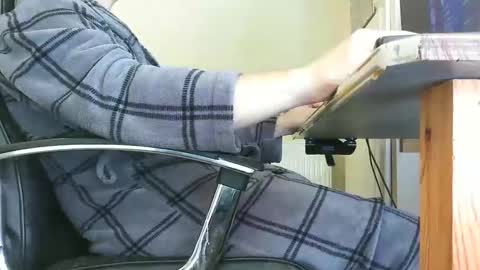 sebastianspalding450 online show from 04.18.26