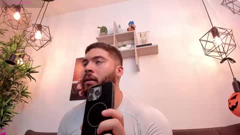 Snapshot of sebastianvilla__ chatting on 10.24.25 Instagram jeanpaulfit online show from 10.24.25