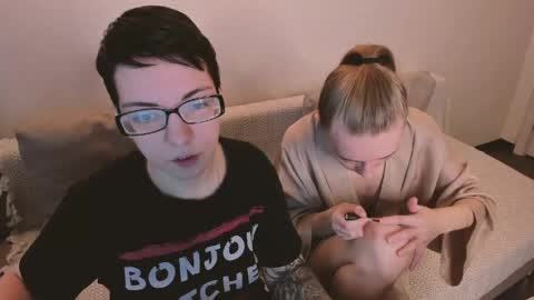 Amanda and  pair in a real life we love each other but can play with you online show from 04.18.26