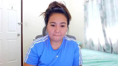 Snapshot of secretlover010101 chatting on 02.06.25 MILAN online show from 02.06.25