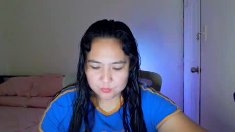 Snapshot of secretlover010101 chatting on 02.19.26 MILAN online show from 02.19.26