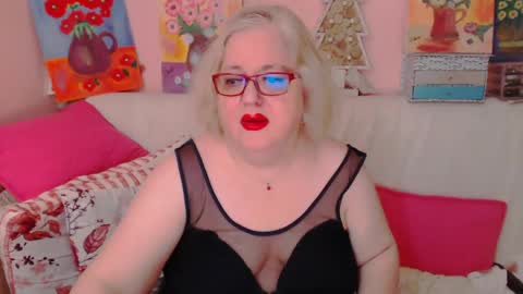 Snapshot of secretloverbbw chatting on 05.28.26 Alice online show from 05.28.26