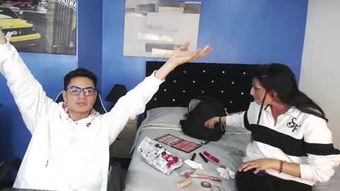 SecrettLoverss online show from 09.22.25