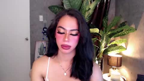 Snapshot of sectivedivadoll69x chatting on 12.12.24 xam online show from 12.12.24