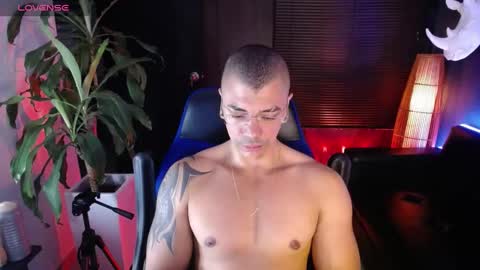 Snapshot of seddy_ chatting on 12.03.24 sed online show from 12.03.24