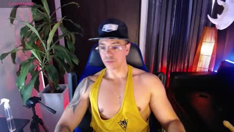 Snapshot of seddy_ chatting on 12.22.24 sed online show from 12.22.24