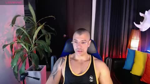 Snapshot of seddy_ chatting on 12.31.24 sed online show from 12.31.24