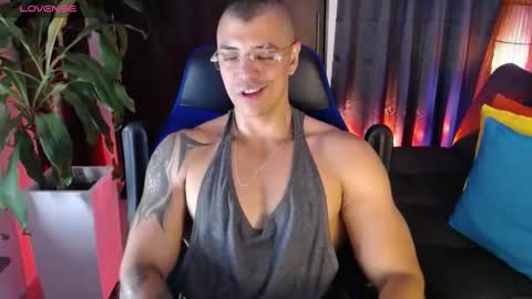 Snapshot of seddy_ chatting on 01.15.25 sed online show from 01.15.25