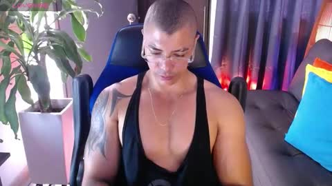 Snapshot of seddy_ chatting on 01.16.25 sed online show from 01.16.25