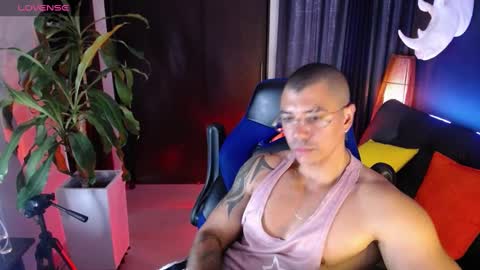 Snapshot of seddy_ chatting on 01.24.25 sed online show from 01.24.25