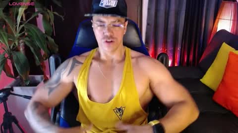 Snapshot of seddy_ chatting on 01.26.25 sed online show from 01.26.25